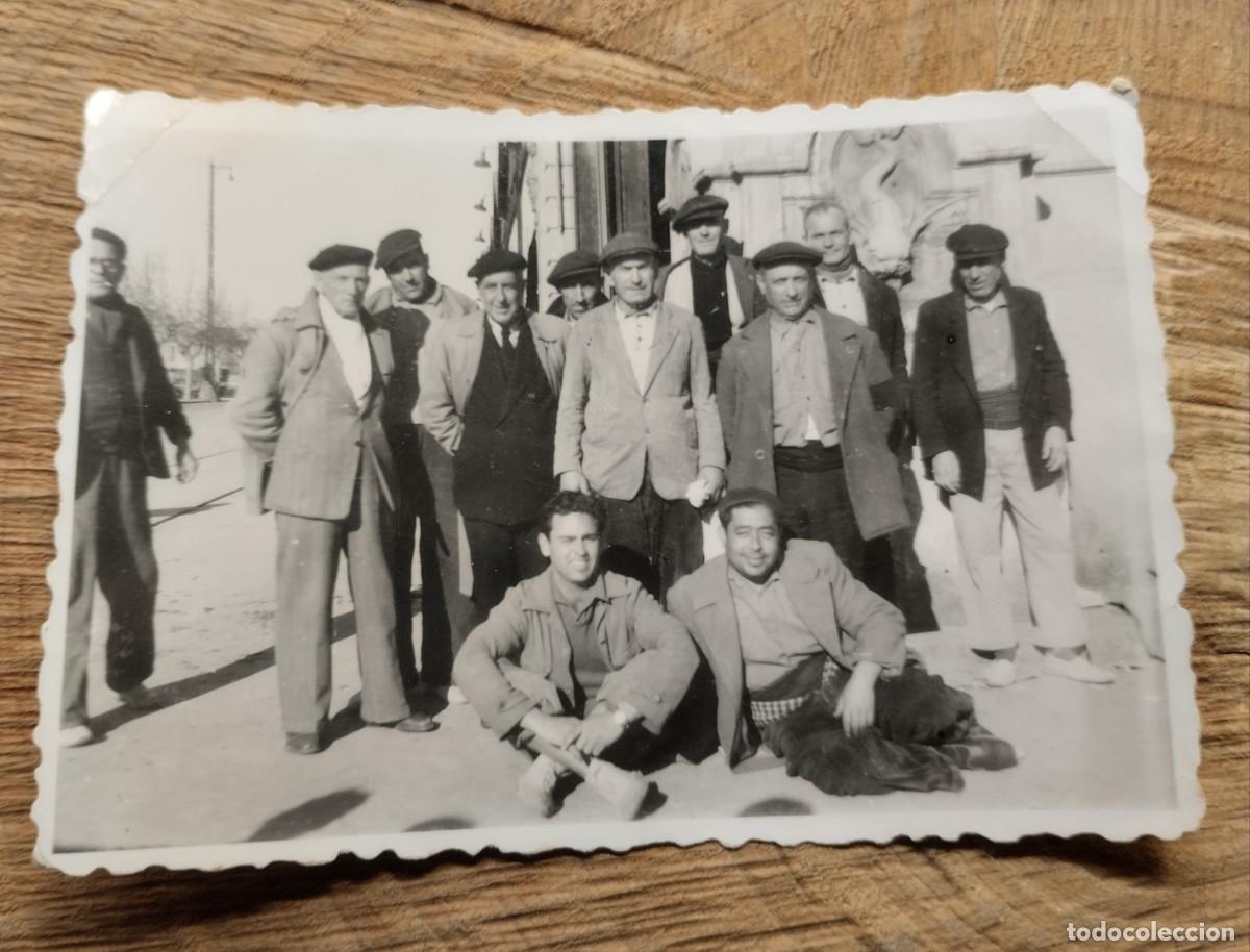 Photographie ancienne: Fotograf&iacute;a antigua de miembros de La Hermandad Obrera de Acci&oacute;n Cat&oacute;lica (H.O.A.C.) de Valencia