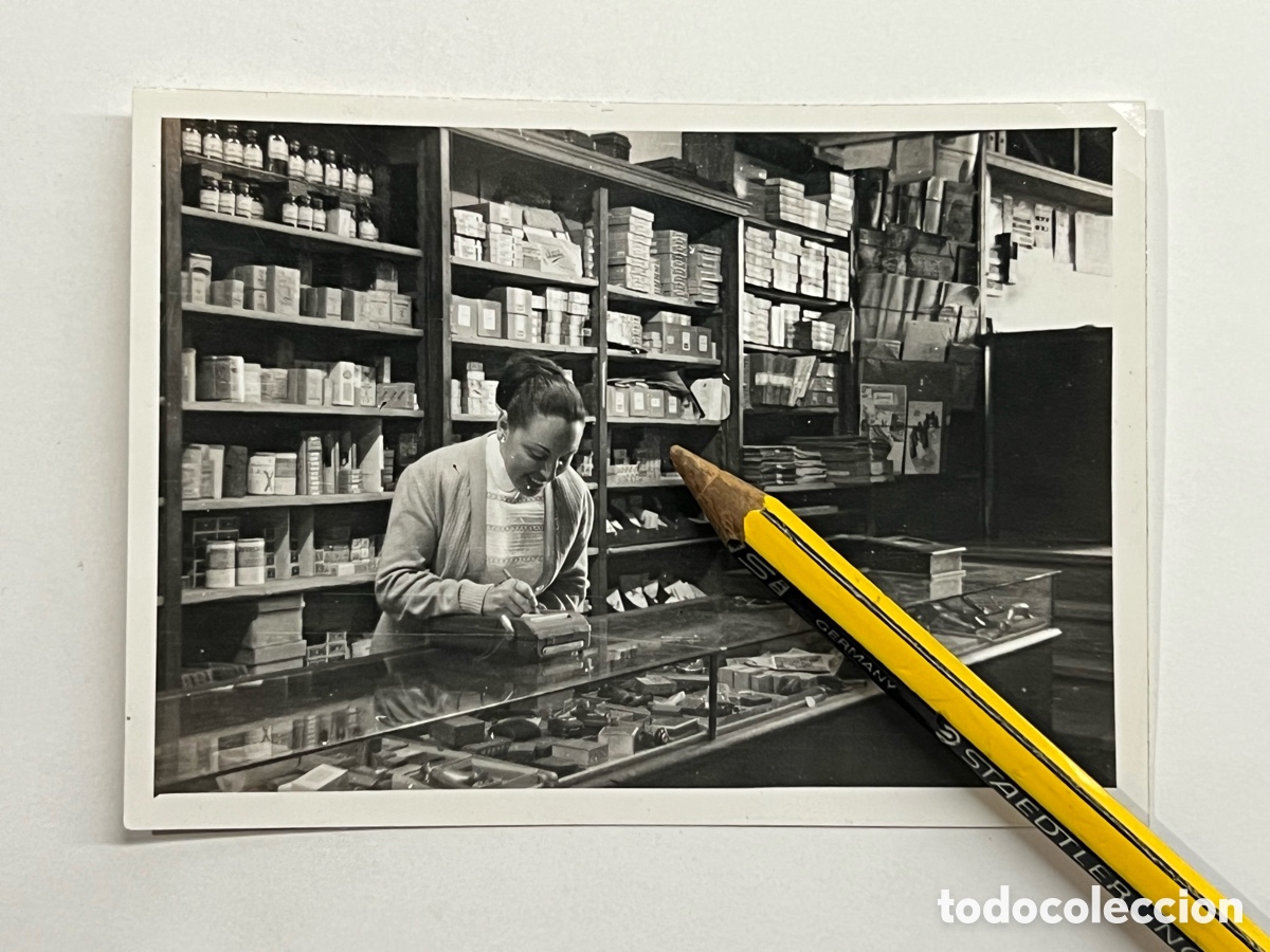 Fotograf&iacute;a antigua: BARCELONA CASA PALAU Calle Pelayo venta de c&aacute;maras y material fotogr&aacute;fico. Aquellos comercios