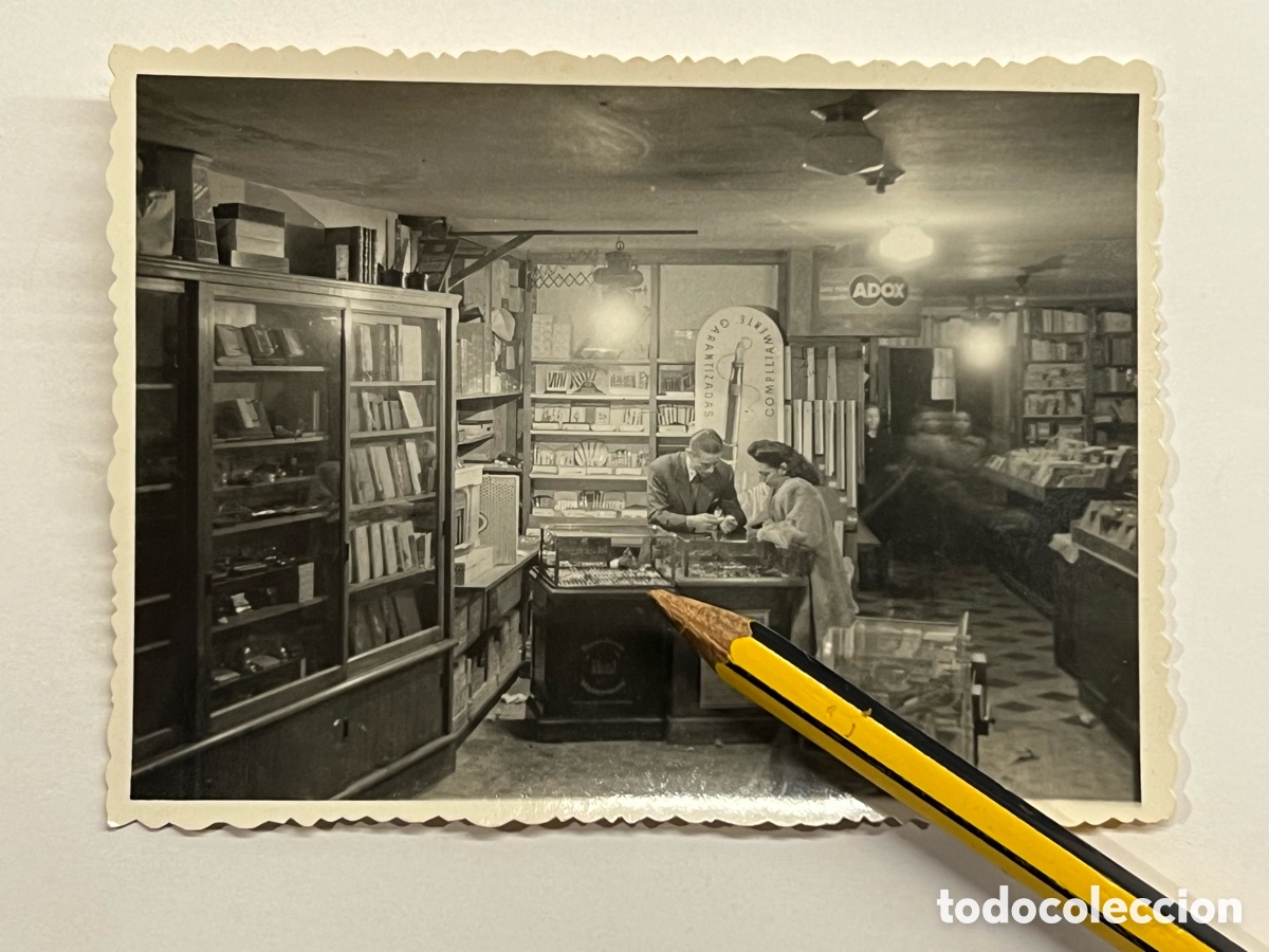 Fotograf&iacute;a antigua: BARCELONA CASA PALAU Calle Pelayo, venta de c&aacute;maras y material fotogr&aacute;fico. Aquellos comercios