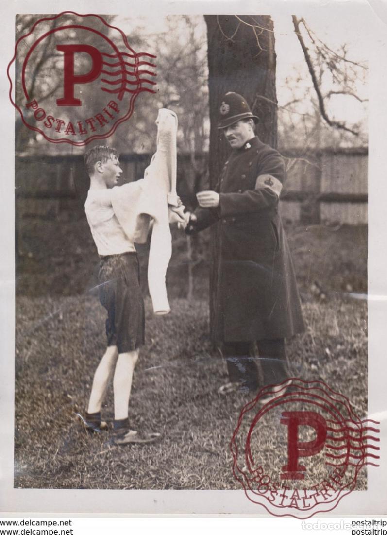 Fotograf&iacute;a antigua: PRINCE HENRY PERFORMANCE ETON STEEPLECHASE 21*16 CM Fonds Victor FORBIN 1864-1947