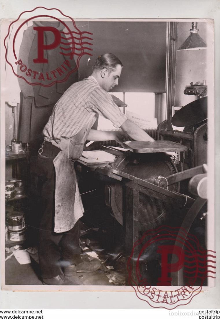 Fotograf&iacute;a antigua: HOWARD GIRARD PRINT SHOP 25*20 CM Fonds Victor FORBIN 1864-1947