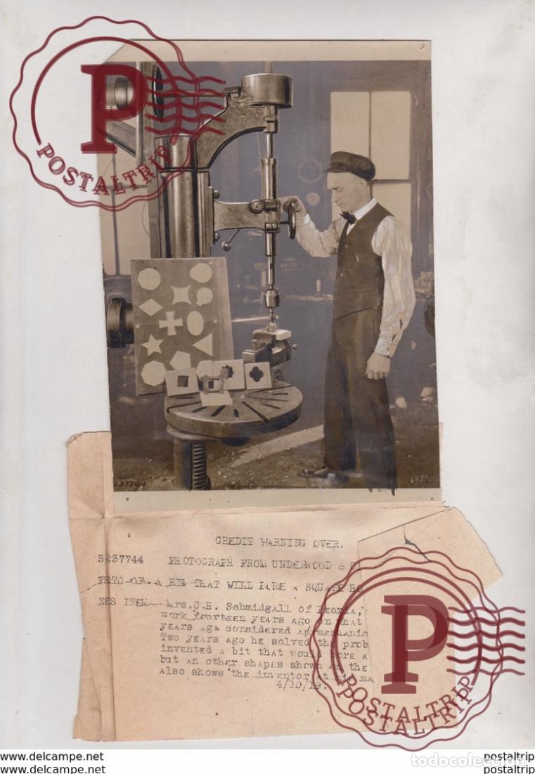 Fotograf&iacute;a antigua: MECHANICAL IMPOSSIBILITY BIT SQUARE HOLE 18*13 CM Fonds Victor FORBIN 1864-1947