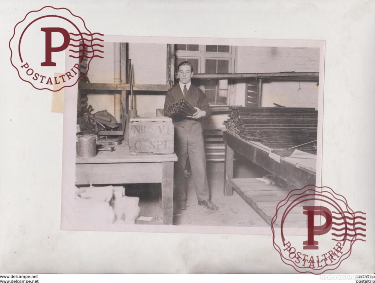 Fotograf&iacute;a antigua: CAPTURED INDUSTRY MICANITE EXPORT TO GERMANY ELECTRICAL INSTRUMENTS 20*15CM Fonds Victor FORBIN 18