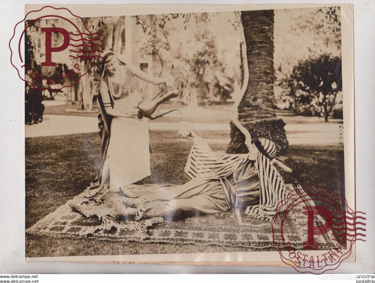 Antique Photography: ARABIAN NIGHTS BALL CORONADO BEACH 1917 CARNIVAL CARNAVAL 26*21CM Fonds Victor FORBIN 1864-1947