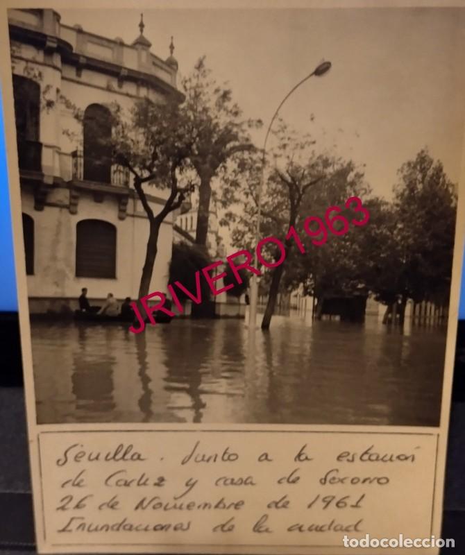 Fotografia antica: SEVILLA, 1961, INUNDACIONES, ESTACION DE CADIZ, 86X116MM
