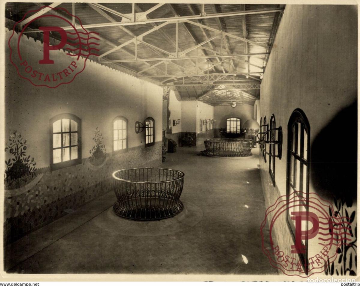 Fotografia antiga: BARCELONA POZOS DE MONCADA CASA DE LES AIG&Uuml;ES 24*18cm BARCELONA CATALU&Ntilde;A ESPA&Ntilde;A SPAIN