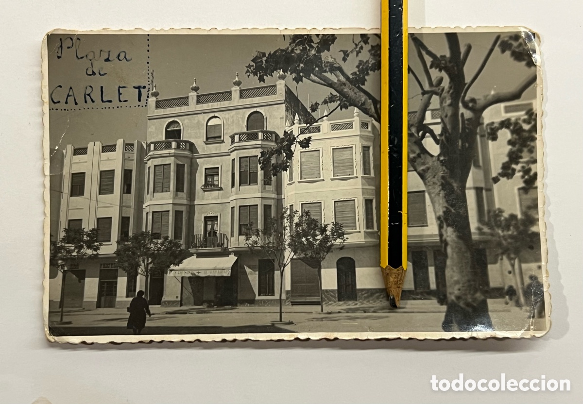 Fotograf&iacute;a antigua: CARLET (Valencia) Ribera Alta.. Fotograf&iacute;a antigua de la Plaza Mayor (h.1950?) fatigada..