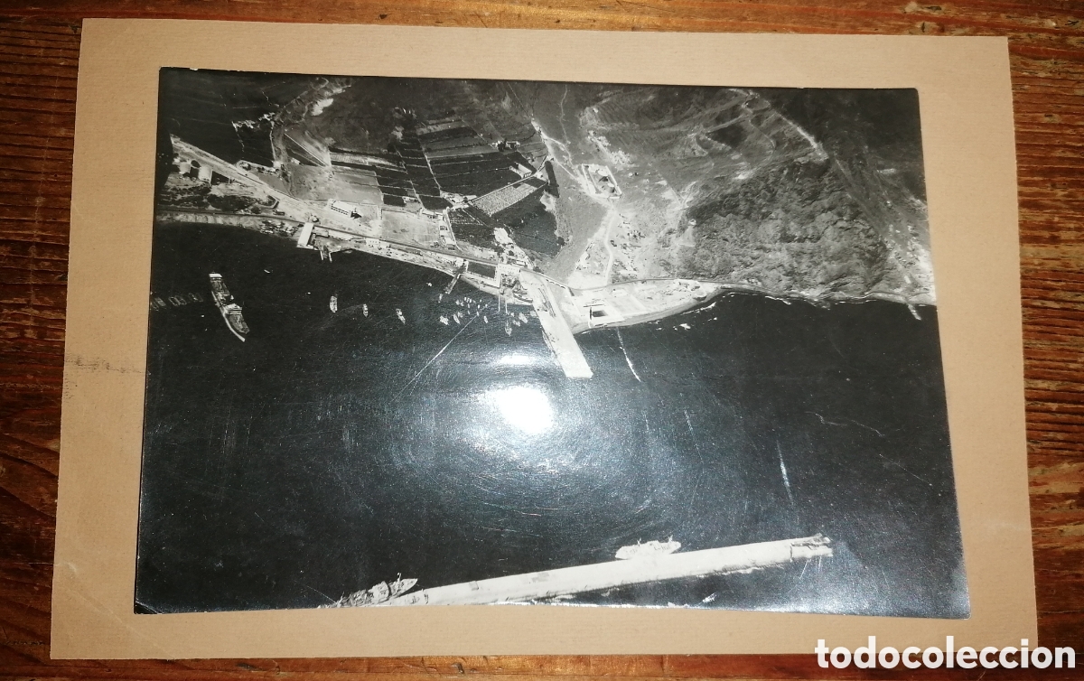 Fotograf&iacute;a antigua: Antigua fotograf&iacute;a a&eacute;rea de Paso Alto y boca del puerto de Santa Cruz de Tenerife - A&ntilde;o 1943