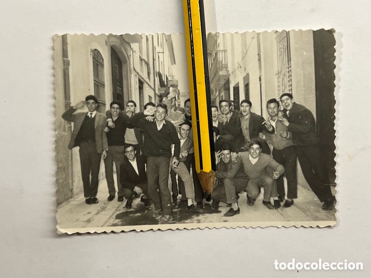 Fotograf&iacute;a antigua: CARLET Valencia.. Fotograf&iacute;a Los Quintos del 63.., Fotos Emilio Mu&ntilde;oz. Med&iacute;das: 7 x 10,5 cm