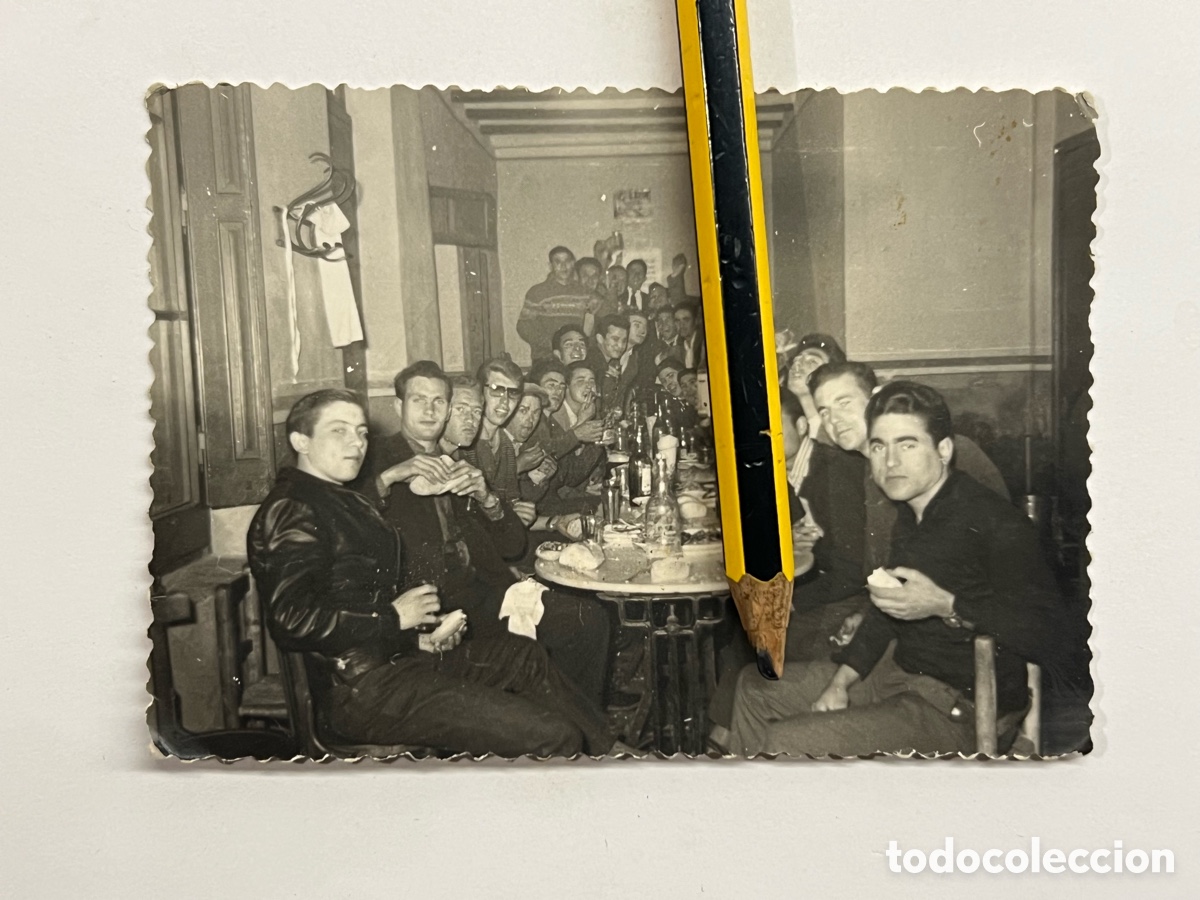 Fotograf&iacute;a antigua: CARLET Valencia.. Fotograf&iacute;a Los Quintos del 63.., Fotos Emilio Mu&ntilde;oz. Med&iacute;das: 7 x 10,5 cm.