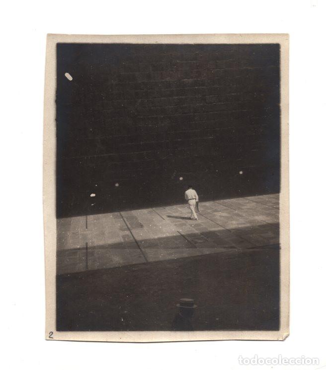 Fotograf&iacute;a antigua: PAIS VASCO. PARTIDA DE PELOTA VASCA, FRONT&Oacute;N. 10,5X8,4.