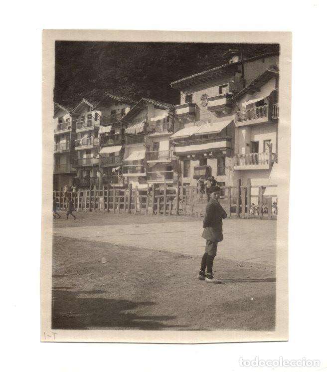 Fotograf&iacute;a antigua: VIVIENDAS TRADICIONALES VASCAS CON BALCONES DE MADERA CARACTER&Iacute;STICOS ARQUITECTURA MARINERA.10,7X8,4