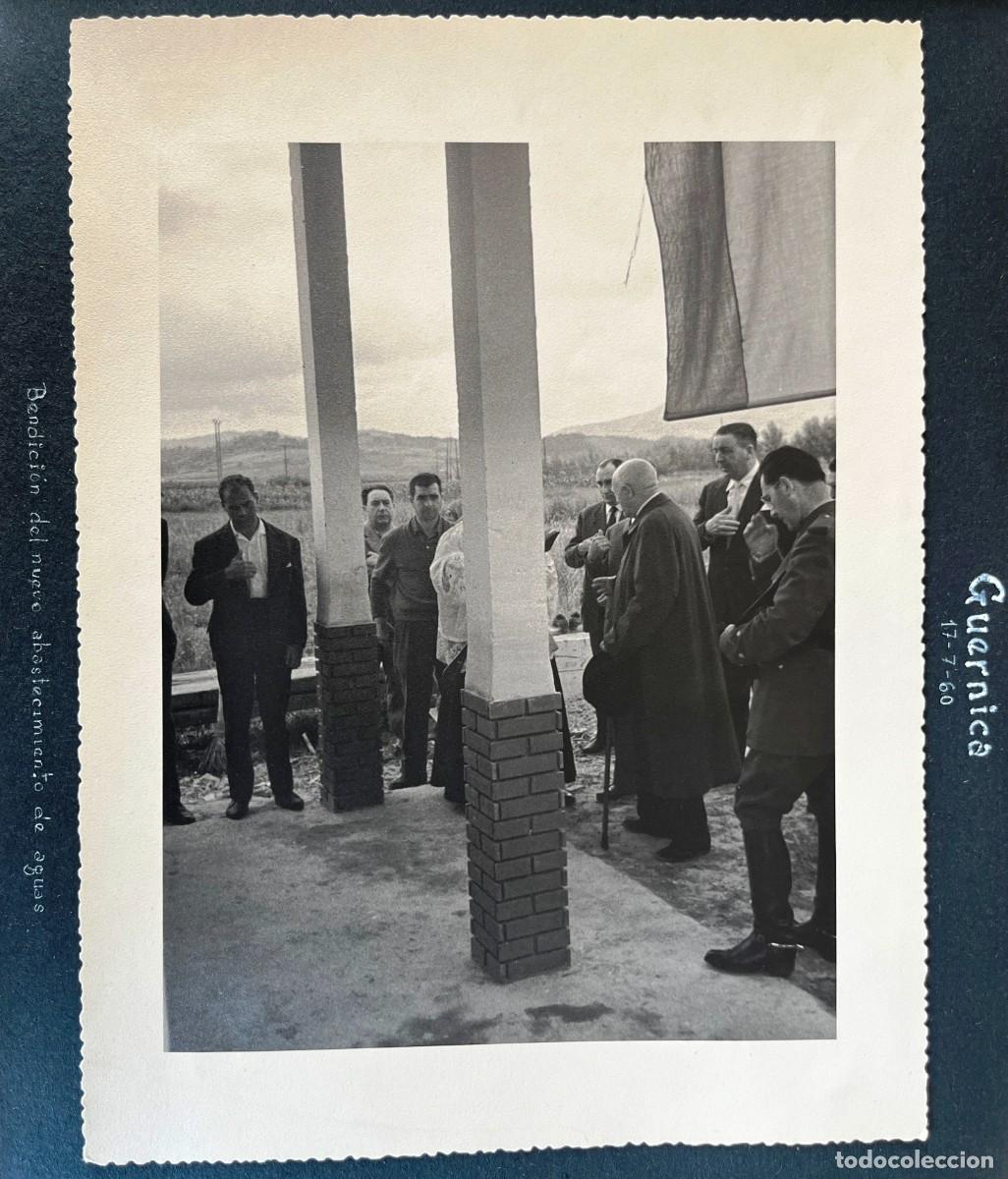 Fotografia antiga: FOTOGRAFIA DE GUERNICA (VIZCAYA) 17-7-1960, BENDICION DEL NUEVO ABASTECIMIENTO DE AGUAS, MIDE 23,5 X