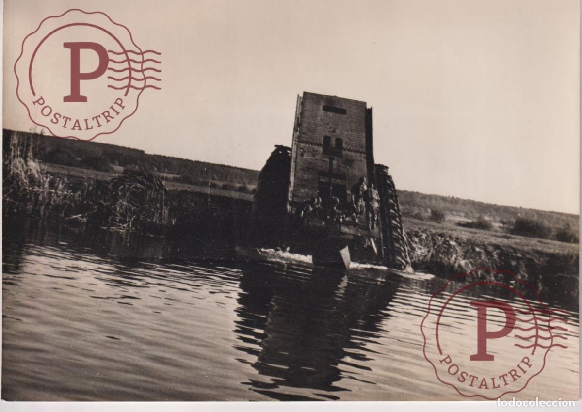 Fotograf&iacute;a antigua: ARMEE BRITANNIQUE MATERIEL FRANCAIS PONTON MILITAIRE COLONEL GILLOIS AMPHIBI21X15CM. FOTOGRAFIA. PHO