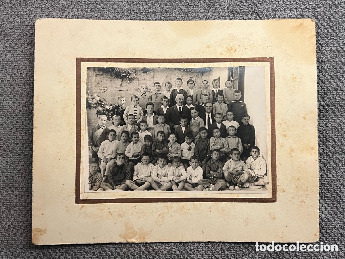 Antique Photography: ZARAGOZA.. ? Recuerdo escolar. Escuela de ni&ntilde;os con los maestros. Preguerra Civil Espa&ntilde;ola (h.1935?)