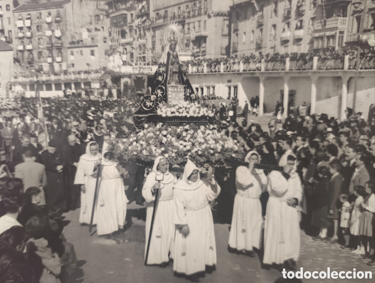 Fotograf&iacute;a antigua: SAN SEBASTI&Aacute;N MUELLE PORTALETAS FOTOGRAF&Iacute;A CONCENTRACI&Oacute;N MARIANA PROCESI&Oacute;N 1954