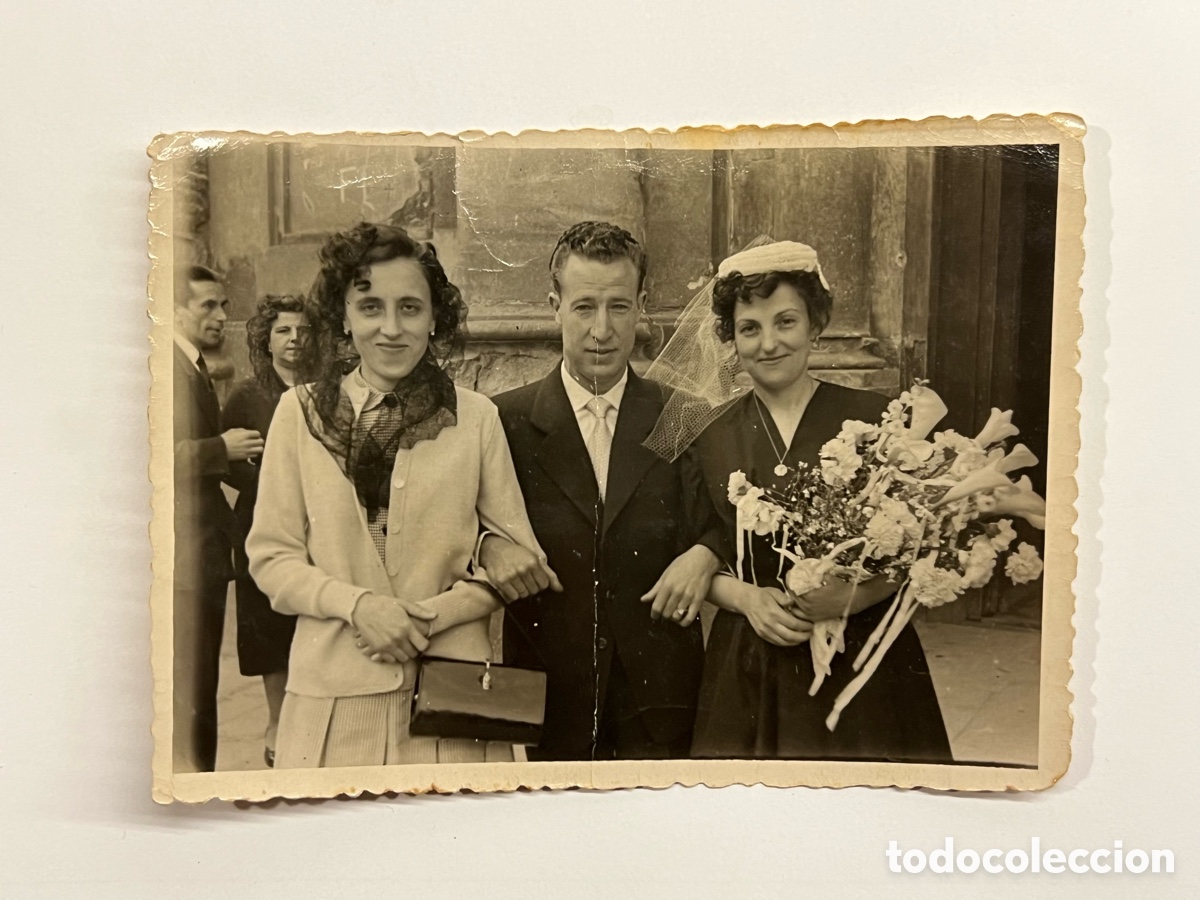 Photographie ancienne: ZARAGOZA. Fotograf&iacute;a unos felices recien casados&hellip; Fotos Arroyo (a.1957)
