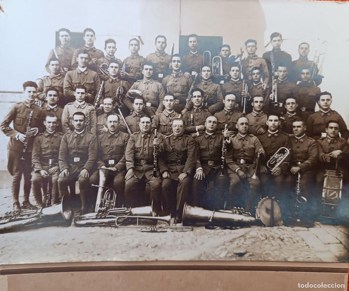 Fotograf&iacute;a antigua: A&ntilde;o 1930. Regimiento Infanter&iacute;a Mallorca n.13. M&uacute;sica