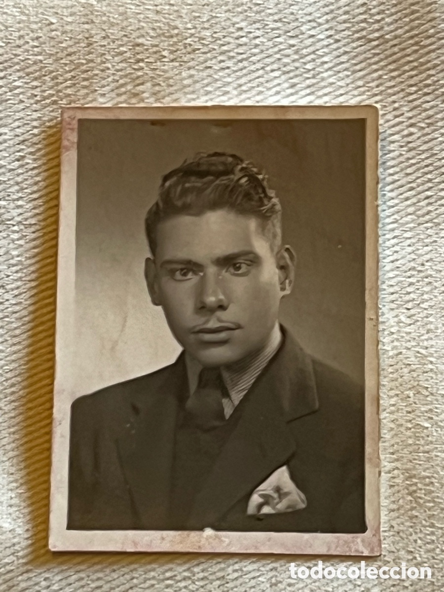 Alte Fotografie: FOTOMATON. Fotograf&iacute;a Manuel a su amigo de la Mili.., Melilla (a.1943)