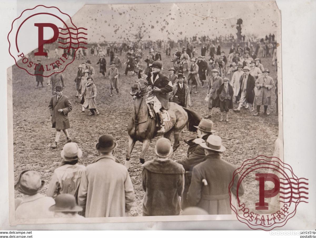Antique Photography: ETAT PRINCE VICTORY PRINCE OF WALES HAZELTON TETBURY GLOUCESTERSHIRE +- 25*20CM&nbsp;Fonds Victor FORBIN