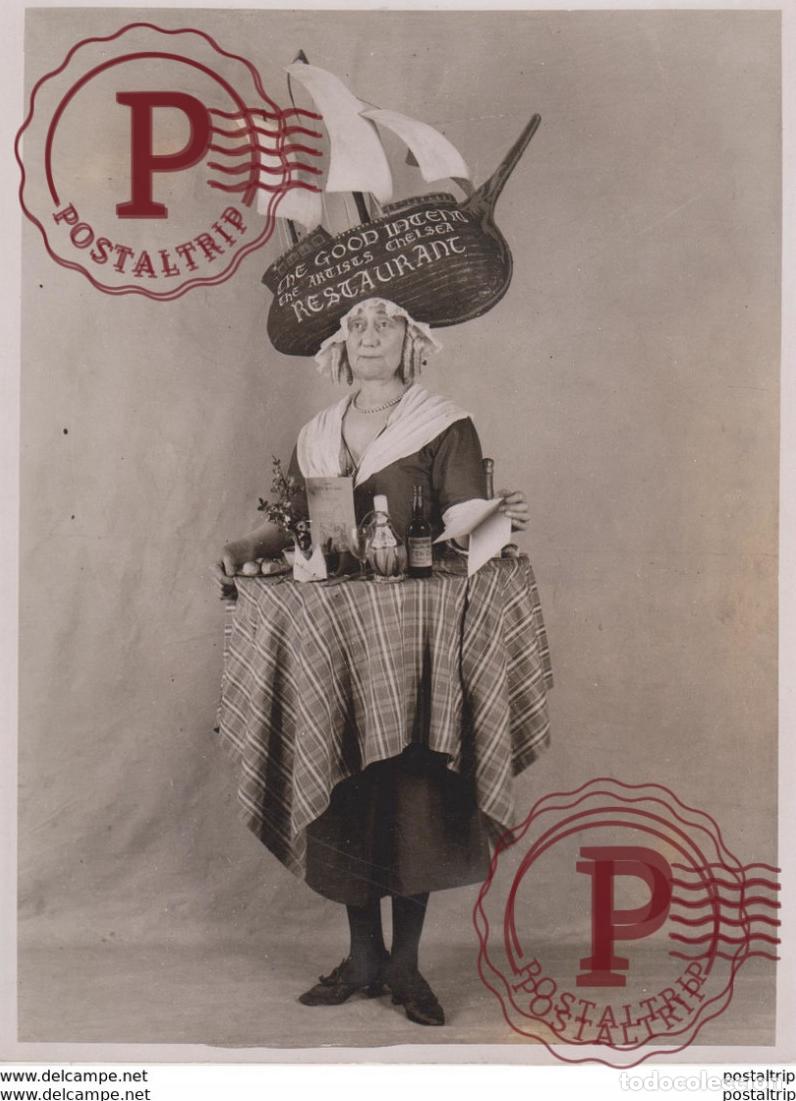 Antique Photography: GAIETY AND GORGEOUS RAIMENT CHELSEA ARTS BALL ALBERT HALL LONDON SHIP OF GOOD INT 20*15CM Fonds Vic