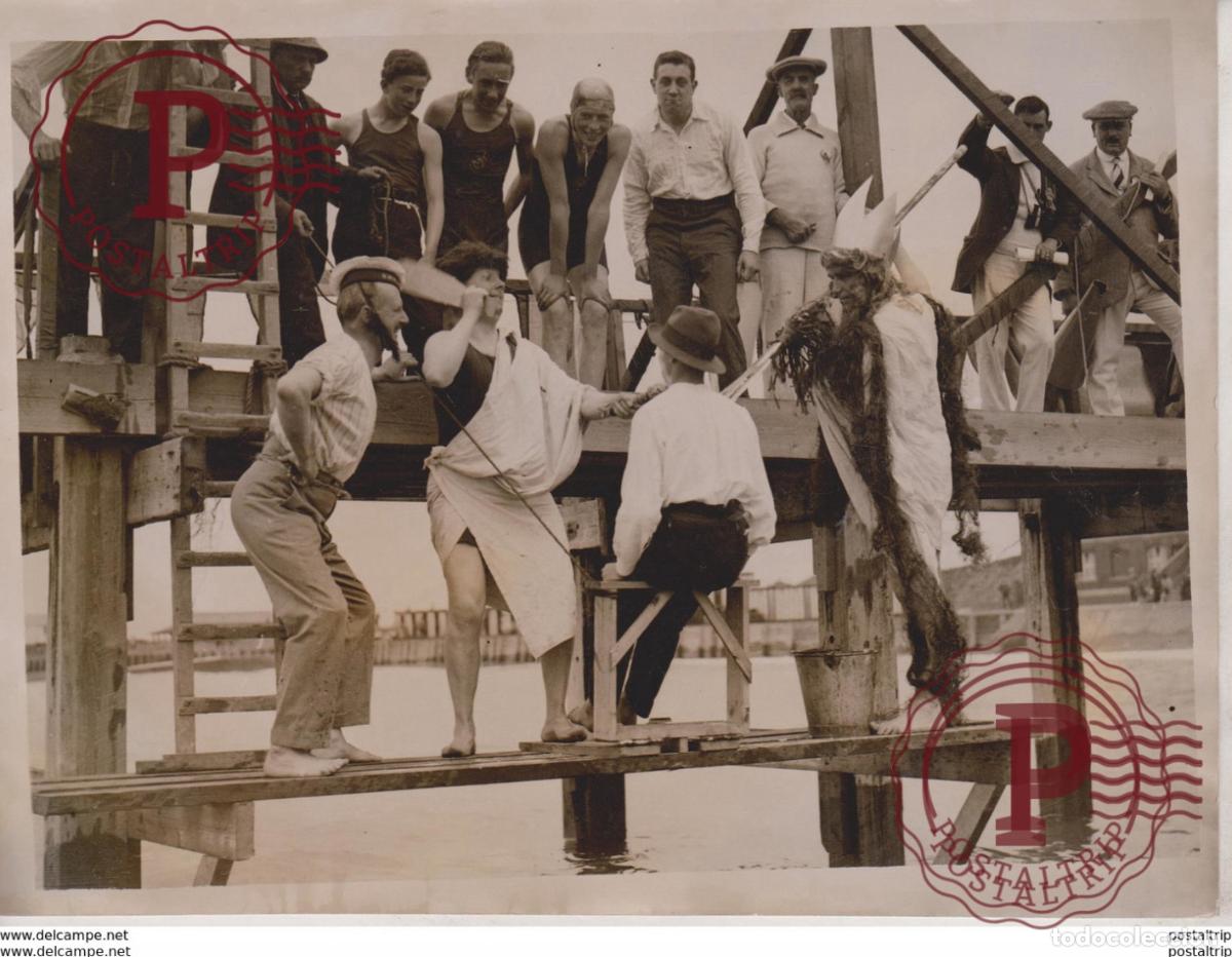 Fotografia antiga: FUN AT CLACTON REGATTA 20*15CM Fonds Victor FORBIN 1864-1947