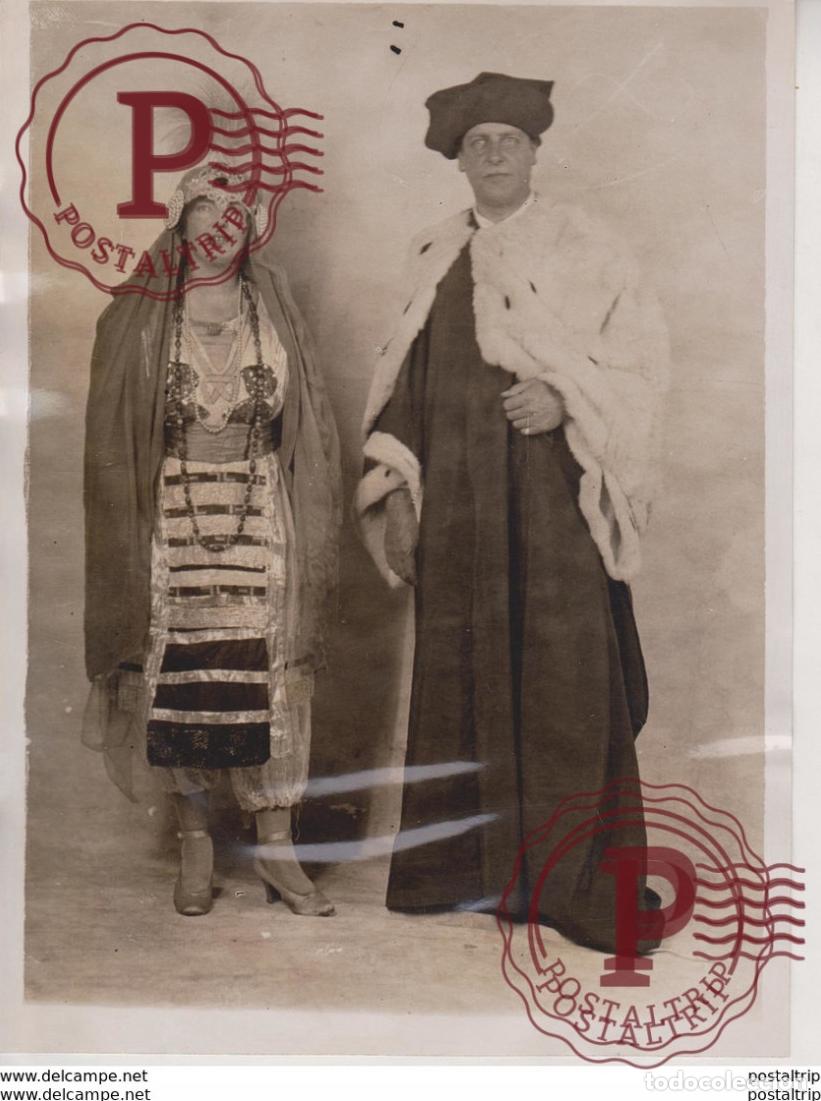 Fotografia antiga: THE GUY FAWKES BALL ROYAL ACADEMY 20*15CM Fonds Victor FORBIN 1864-1947