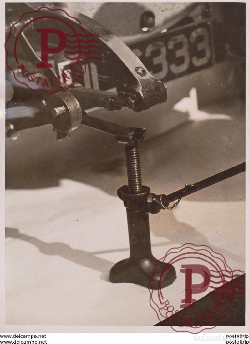 Antique Photography: JACKING UP SIMPLIFIED GUIDE FRAMEWORK CAR 20*15CM Fonds Victor FORBIN 1864-1947