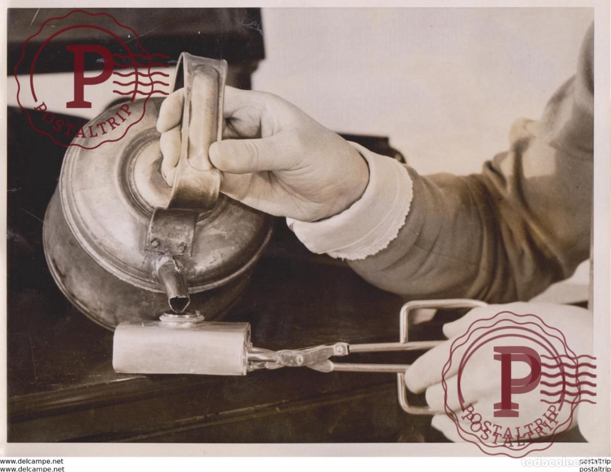 Antique Photography: HAIR CURLERS 20*15CM Fonds Victor FORBIN 1864-1947