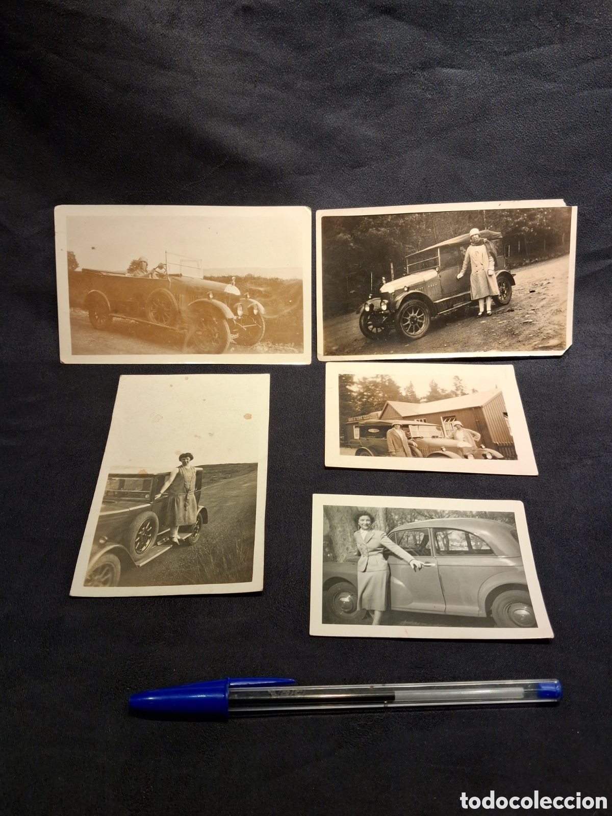 Fotograf&iacute;a antigua: LOTE 5 FOTOS ANTIGUAS MUJERES CON COCHES CL&Aacute;SICOS. PP S. XX