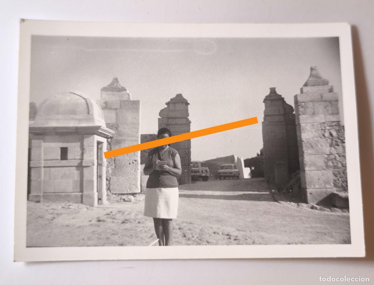Fotograf&iacute;a antigua: Antigua fotograf&iacute;a. Alicante castillo de Santa B&aacute;rbara. A&ntilde;o 1969