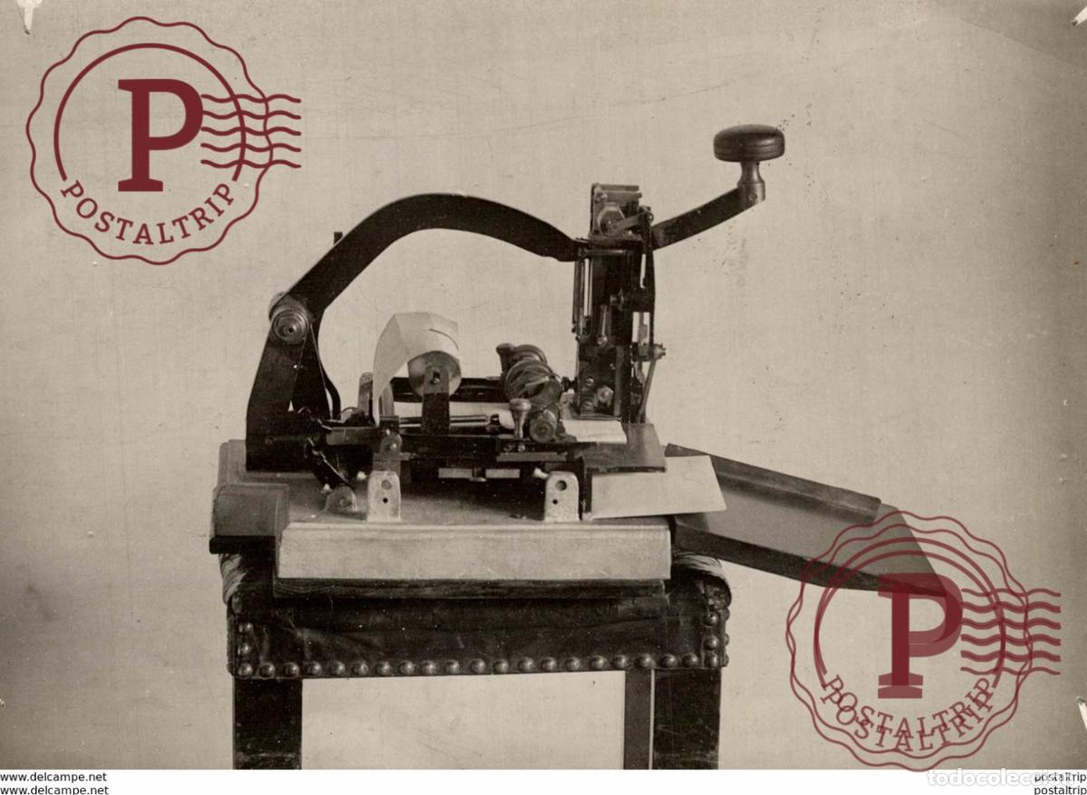 Alte Fotografie: FILATELIA WETTING POSTAGE STAMPS POST NEW DIVICE INVENCI&Oacute;N NOUVELLE INVENTION 16*12CM Fonds Vict