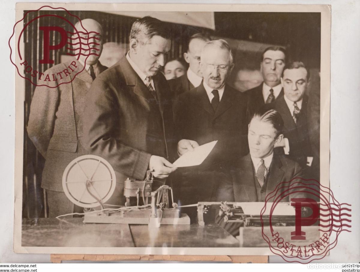 Antique Photography: TELEPHONE BOSTON HAS DIRECT CABLE WITH LONDON ENGLAND 1926 MAYOR CURELY MOORE 25*20CM Fonds Vict