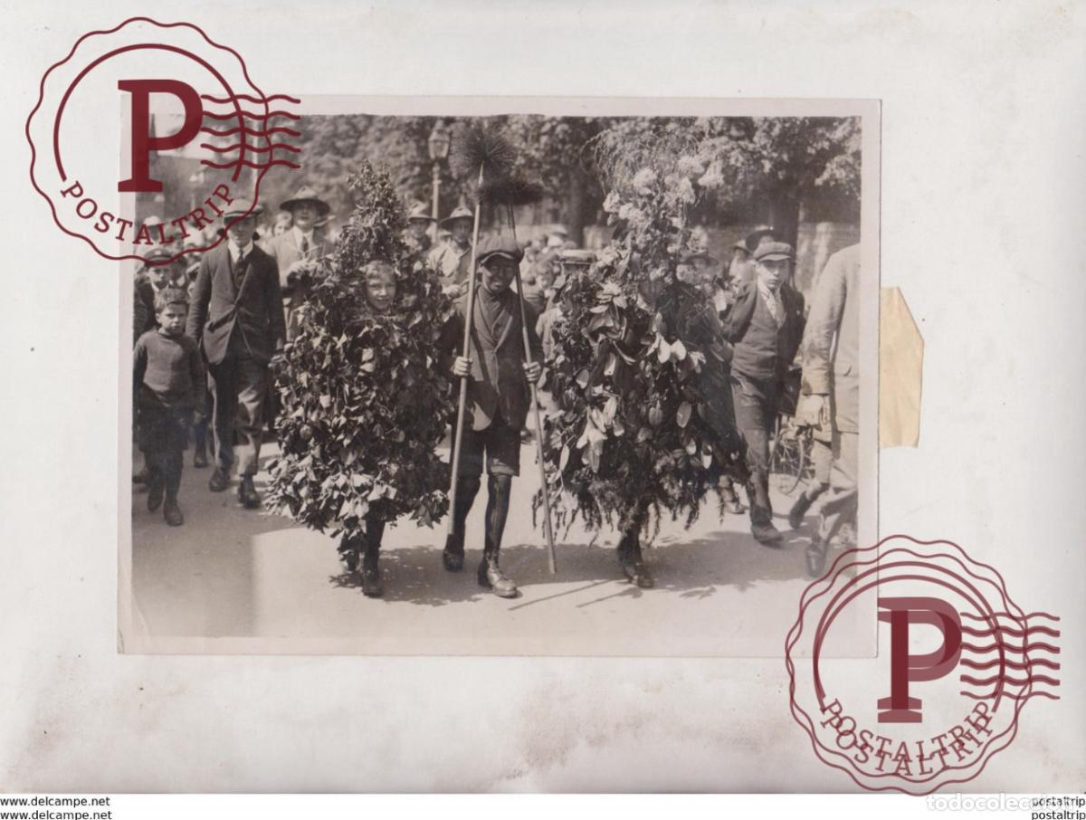 Alte Fotografie: MAY DAY REVELS AT STRATFORD STRATFORD ON AVON NURSING HOME HOSPITAL JACKS IN THE 20*15CM Fonds Vic