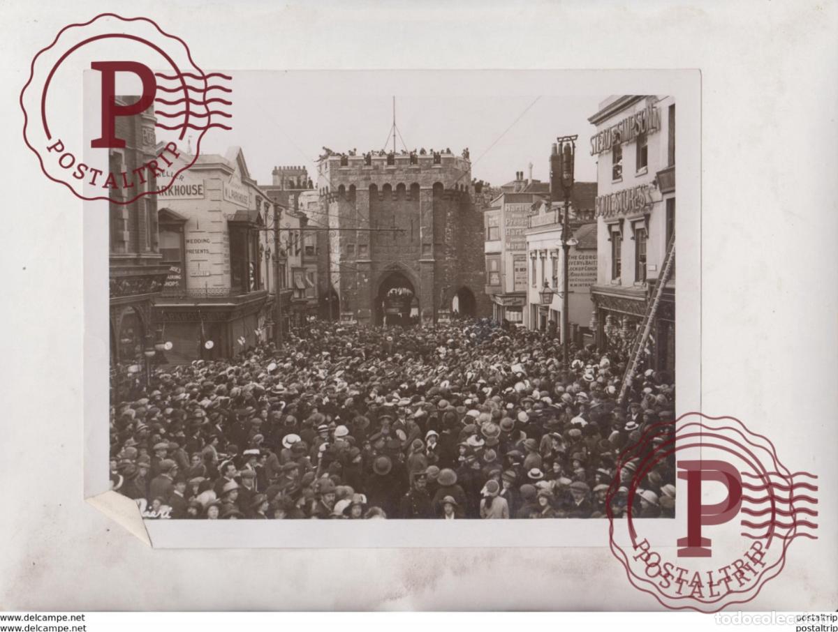 Antique Photography: SOUTHAMPTON UK ENGLAND GREETING THE MAY MORN FROM BAR GATE 21*16CM Fonds Victor FORBIN 1864-1947