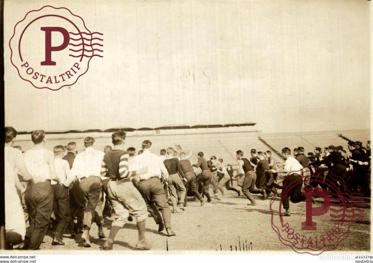 Fotograf&iacute;a antigua: GIANT BALL FOOTBALL 17*12CM Fonds Victor FORBIN 1864-1947