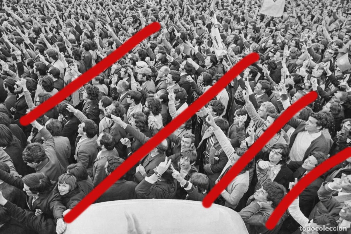 Fotograf&iacute;a antigua: REVOLU&Ccedil;&Atilde;O DOS CRAVOS PORTUGAL 1974 &ndash; REVOLUCI&Oacute;N DE LOS CLAVELES -NEGATIVO ORIGINAL DE CELULOIDE
