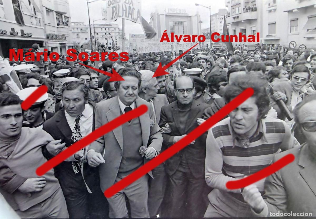 Fotograf&iacute;a antigua: REVOLU&Ccedil;&Atilde;O DOS CRAVOS PORTUGAL 1974 &ndash; REVOLUCI&Oacute;N DE LOS CLAVELES -NEGATIVO ORIGINAL DE CELULOIDE