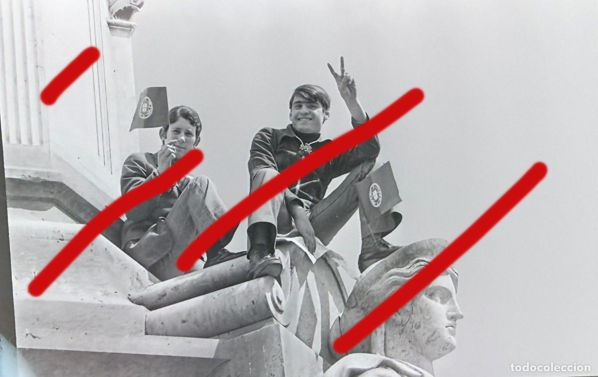 Fotograf&iacute;a antigua: Revoluci&oacute;n de los Claveles Portugal - NEGATIVO DE CELULOIDE - A Revolu&ccedil;&atilde;o dos Cravos