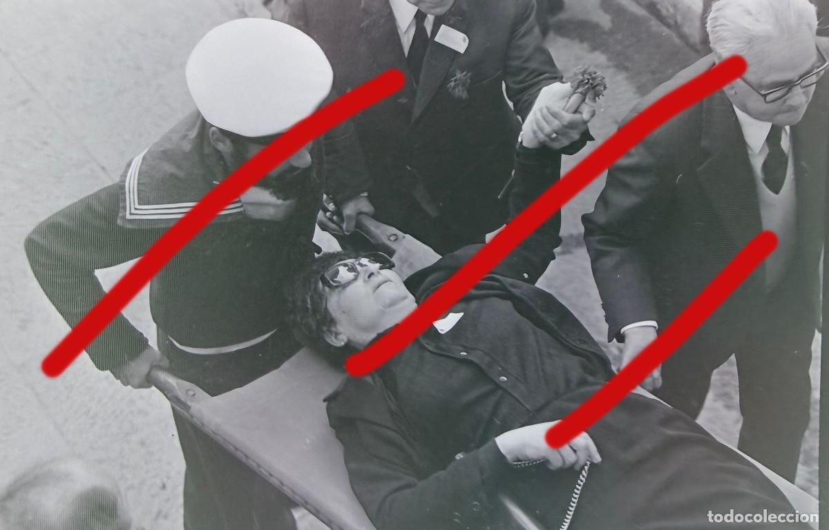 Photographie ancienne: Revoluci&oacute;n de los Claveles Portugal - NEGATIVO DE CELULOIDE - A Revolu&ccedil;&atilde;o dos Cravos