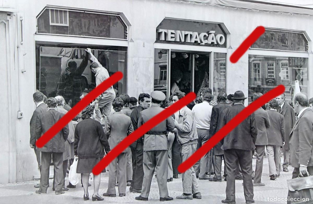 Photographie ancienne: Revoluci&oacute;n de los Claveles Portugal - NEGATIVO DE CELULOIDE - A Revolu&ccedil;&atilde;o dos Cravos