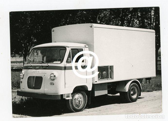 Fotograf&iacute;a antigua: FOTO CAMION FRIGORIFICO AVIA A&Ntilde;OS 60/70