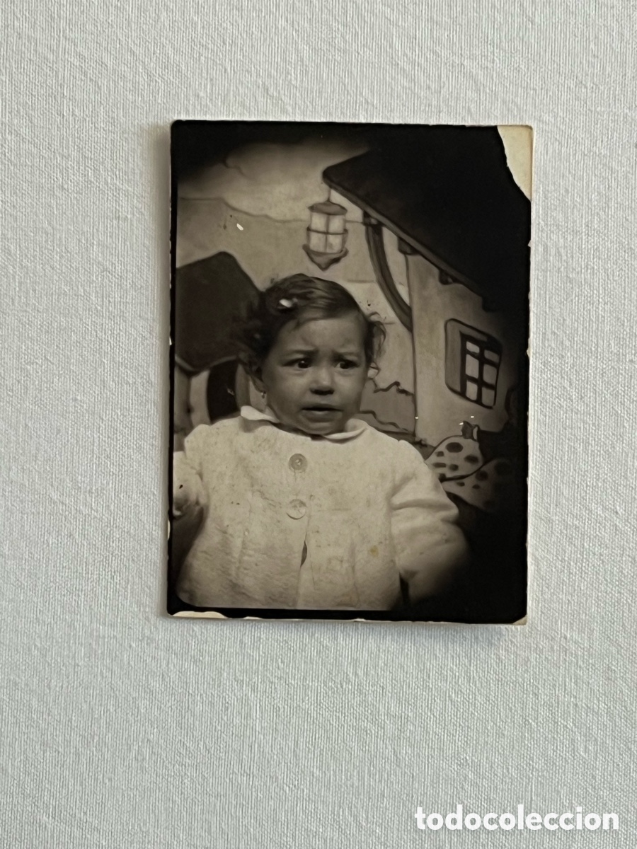 Fotograf&iacute;a antigua: FOTOMATON. Fotograf&iacute;a el BeBe que so&ntilde;aba con MICKEY MOUSE.. (h.1945?)