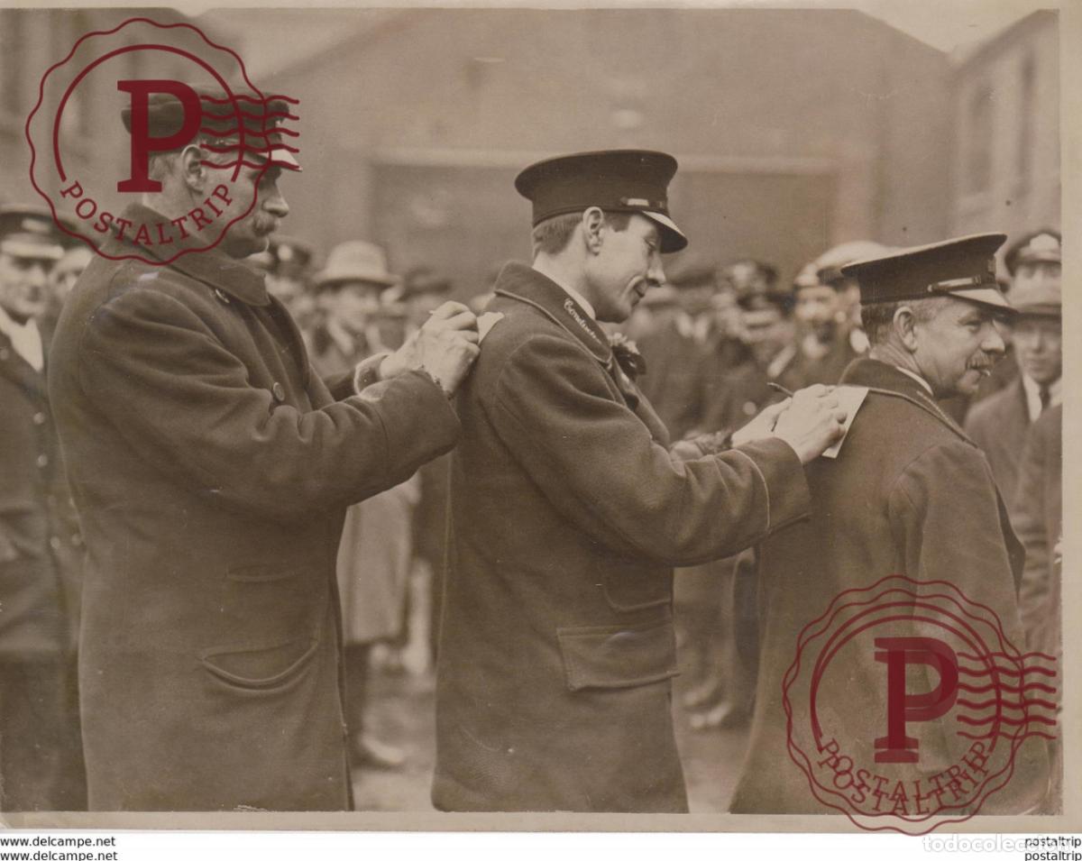 Antique Photography: BUS AND TRAM STRIKE IN LONDON OLD KENT ROAD DEPOT PAY TRAIN TREN CHEMIN DE FER 21*16CM Fonds Victor