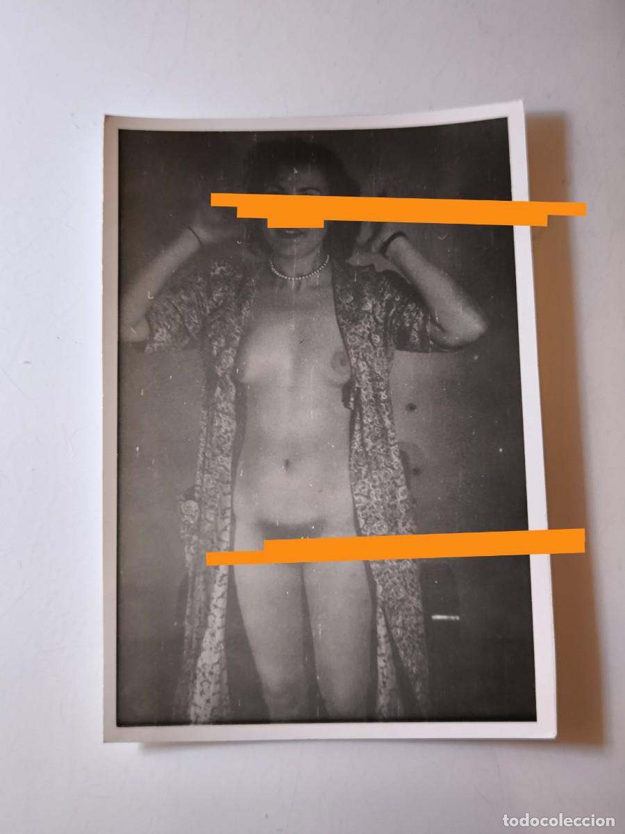 Fotograf&iacute;a antigua: Antigua fotograf&iacute;a. Chica, mujer posando. Desnuda, desnudo. Art&iacute;stico. A&ntilde;os 50.