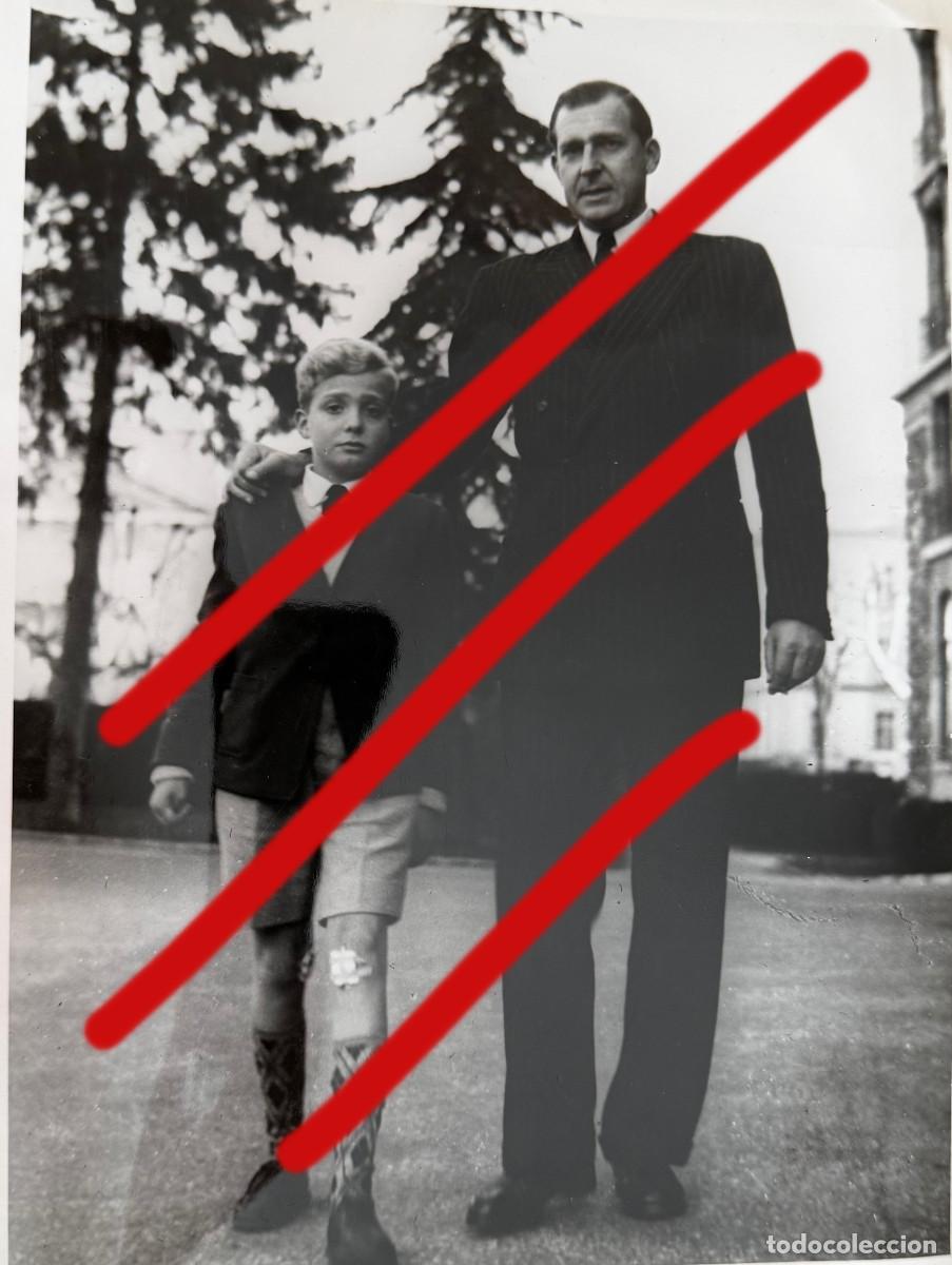 Fotografia antiga: Don Juan de Borbon con su Hijo Juan Carlos &ndash; FOTOGRAF&Iacute;A ORIGINAL
