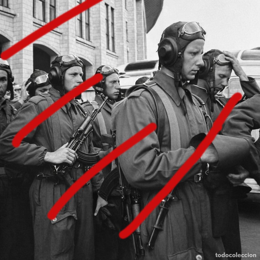 Fotografia antiga: Tropas Aerotransportadas de la Uni&oacute;n Sovi&eacute;tica Paracaidistas de la URSS - FOTOGRAF&Iacute;A ANTIGUA