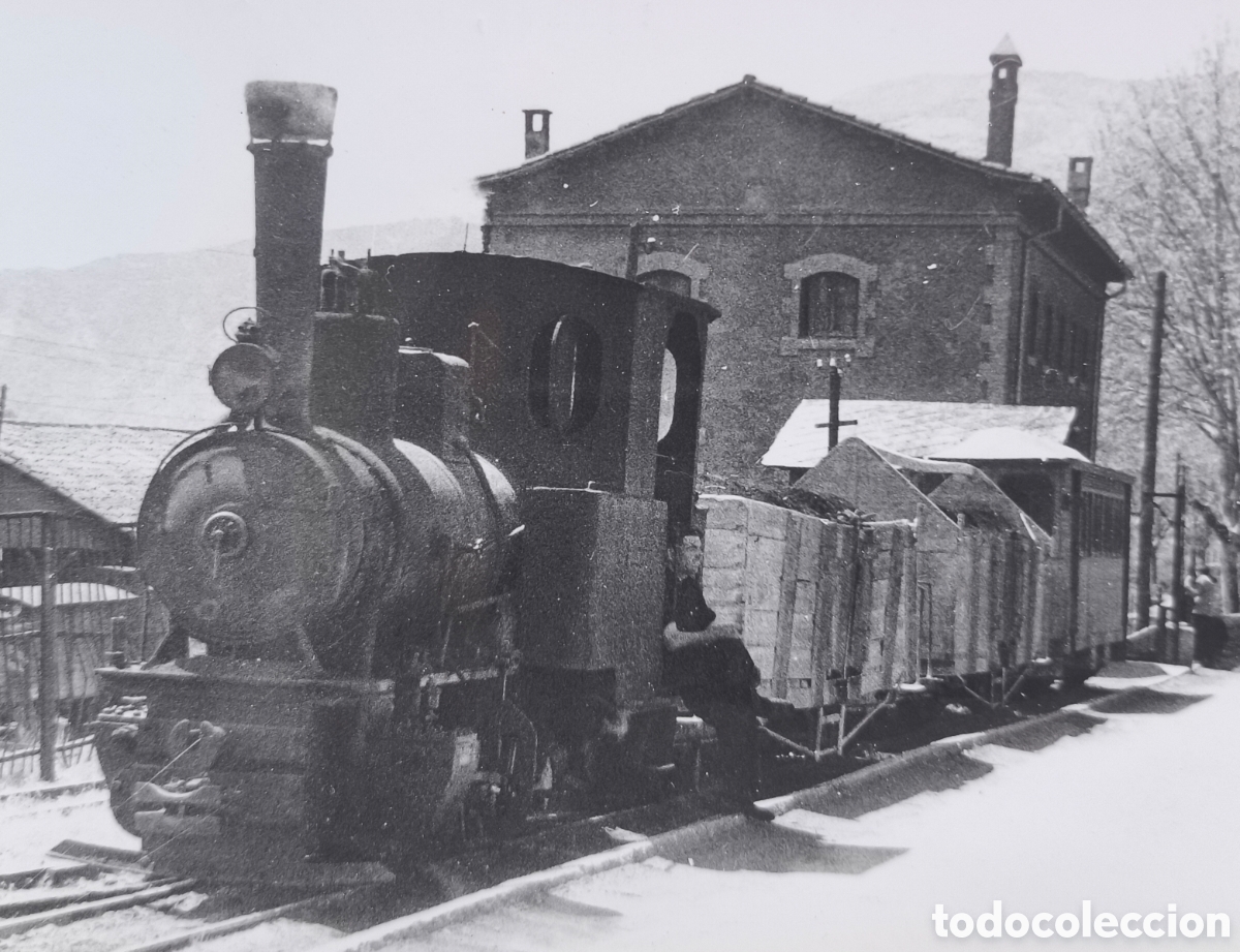 Fotograf&iacute;a antigua: GUARDIOLA DE BERGUED&Agrave; FERROCARRIL CARRILET GUARDIOLA - POBLA DE LILLET FOTOGRAF&Iacute;A ARXIU CUY&Aacute;S 1950