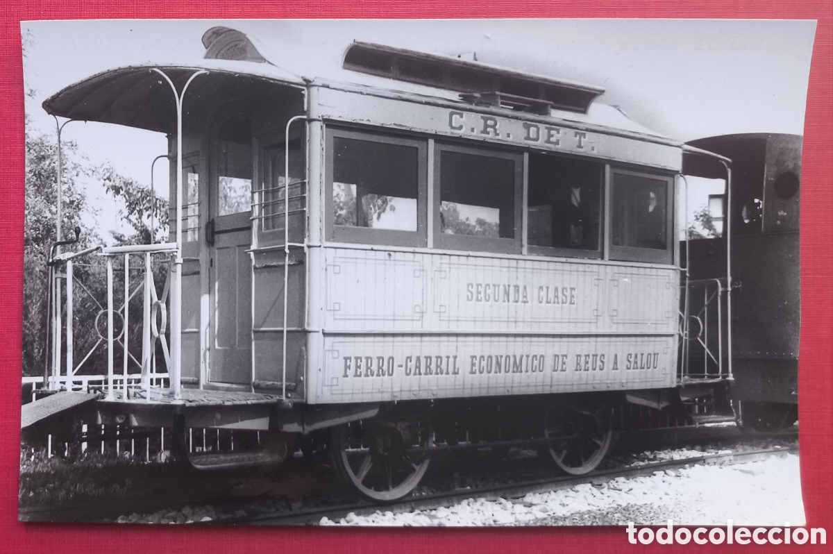 Fotograf&iacute;a antigua: SALOU FERROCARRIL VAG&Oacute;N CARRILET REUS - SALOU FOTOGRAF&Iacute;A ARXIU CUY&Aacute;S BAIX CAMP 1977