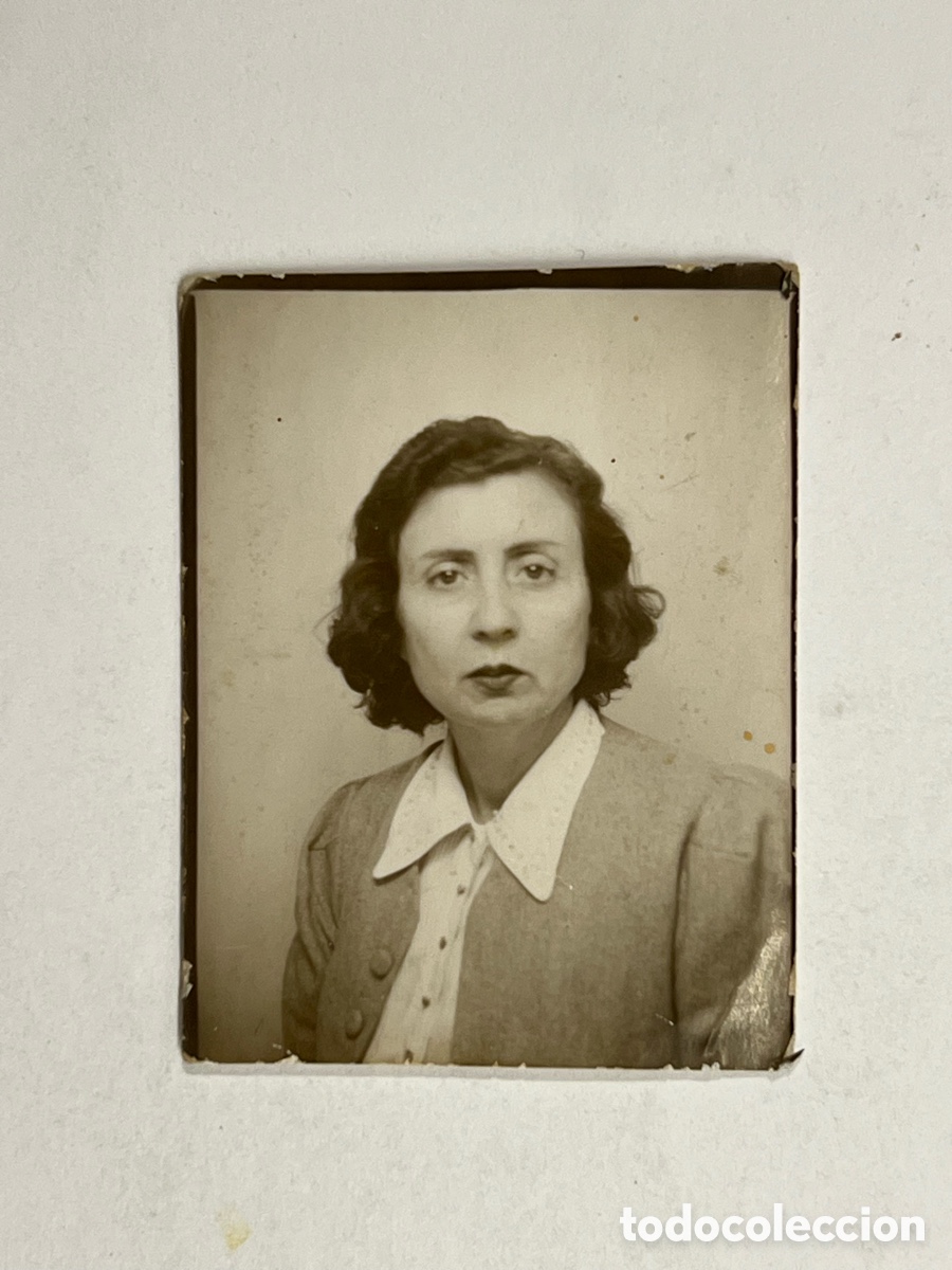 Fotograf&iacute;a antigua: FOTOMATON.. fotograf&iacute;a la Se&ntilde;ora de la Blusa Blanca.. (h.1950?)